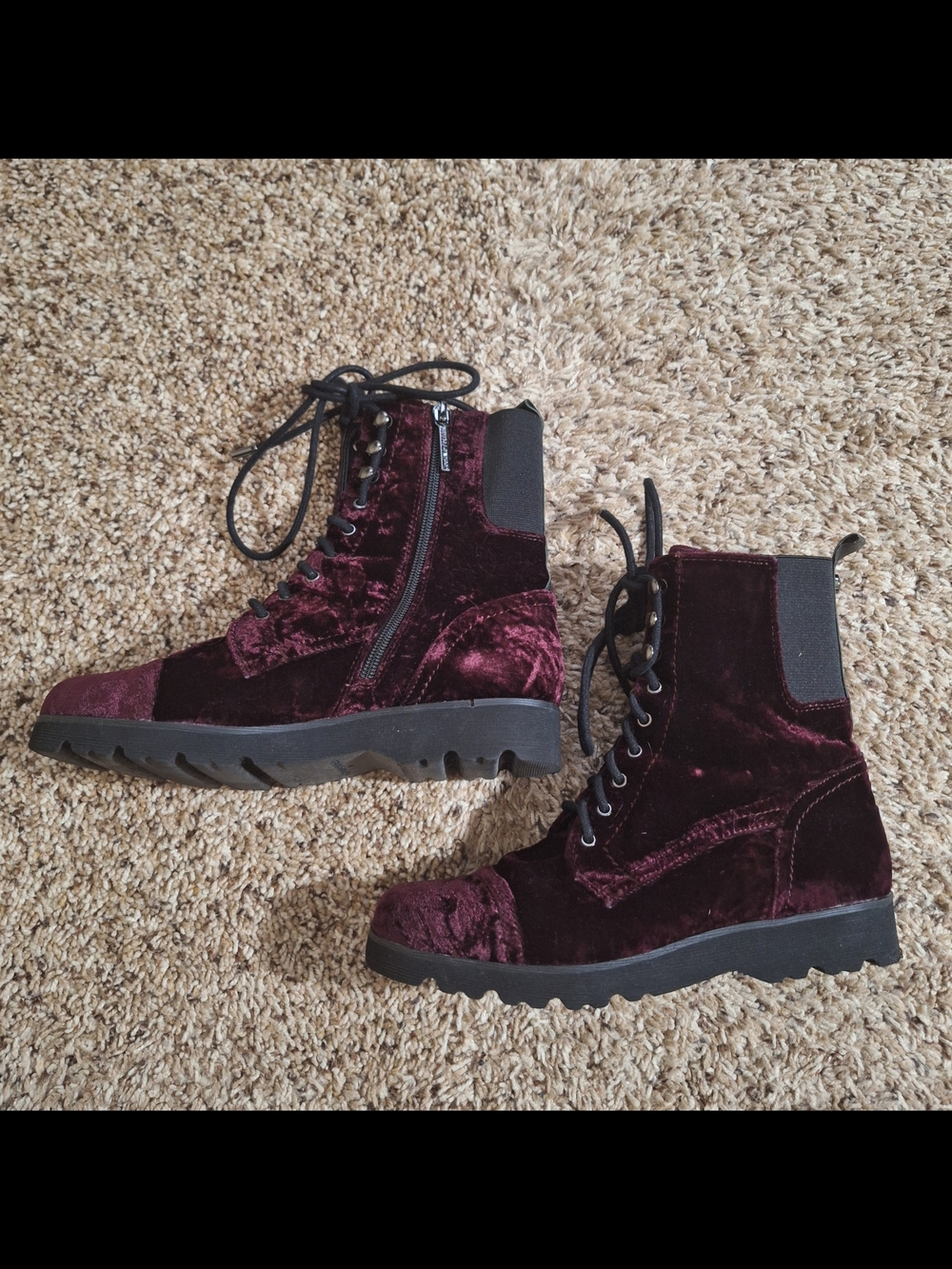 Donald J Pliner CAMREN-VR Purple Crushed Velvet Combat Boots Size 7M